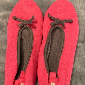 NWOT Slippers